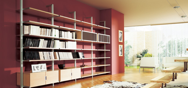Luxusní dřevěná knihovna jako vkusná součást vašeho obýváku.