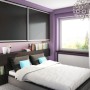 ložnice na míru v kombinaci fialové a černé barvy
